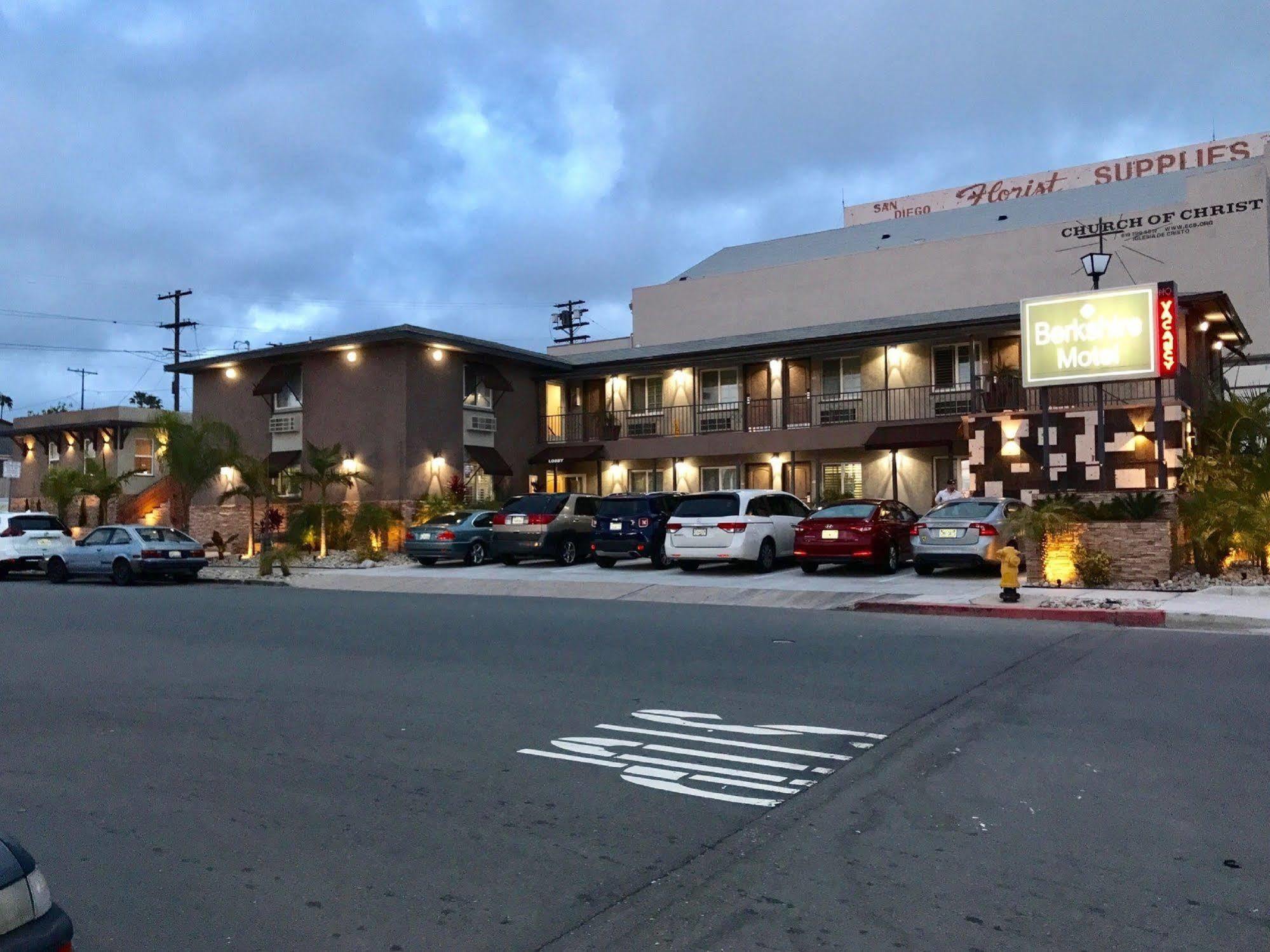 Berkshire Motor Hotel Сан Диего Екстериор снимка