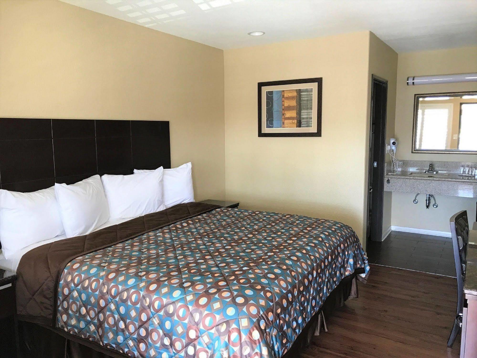 Berkshire Motor Hotel Сан Диего Екстериор снимка